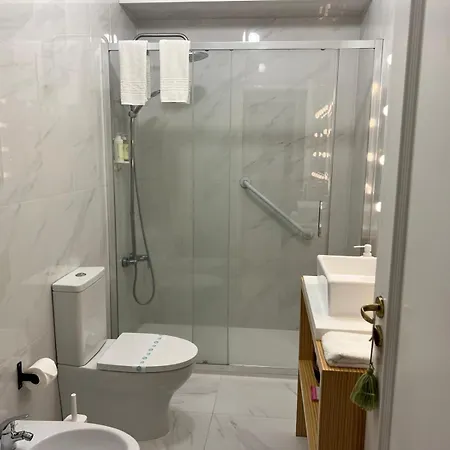 Toi Et Moi Downtown-guests Speek For Us! *