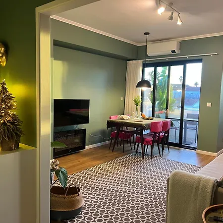 Toi Et Moi Downtown-guests Speek For Us!