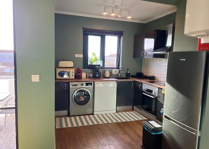 Toi Et Moi Downtown-guests Speek For Us! Lägenhet Ponta Delgada